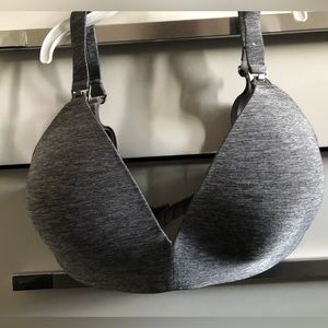 Thyme Maternity Grey nursing bra. brand new. very comfy, Wireless. Size 36B